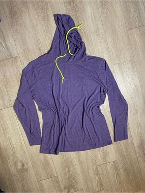 💜3/$25💜 Prairie Mountain PurpleHooded Long Sleeve Top XL